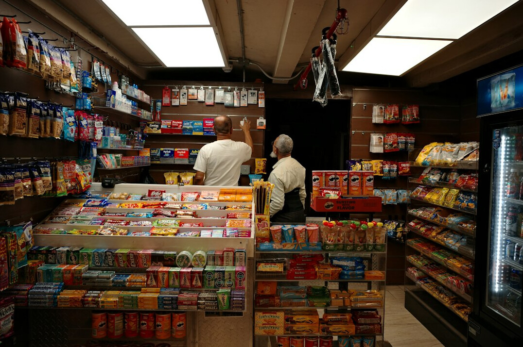 shoplifter caught in store