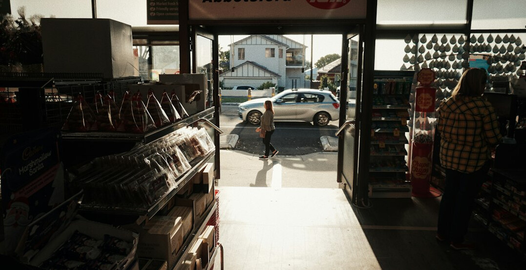 store detective catching shoplifter